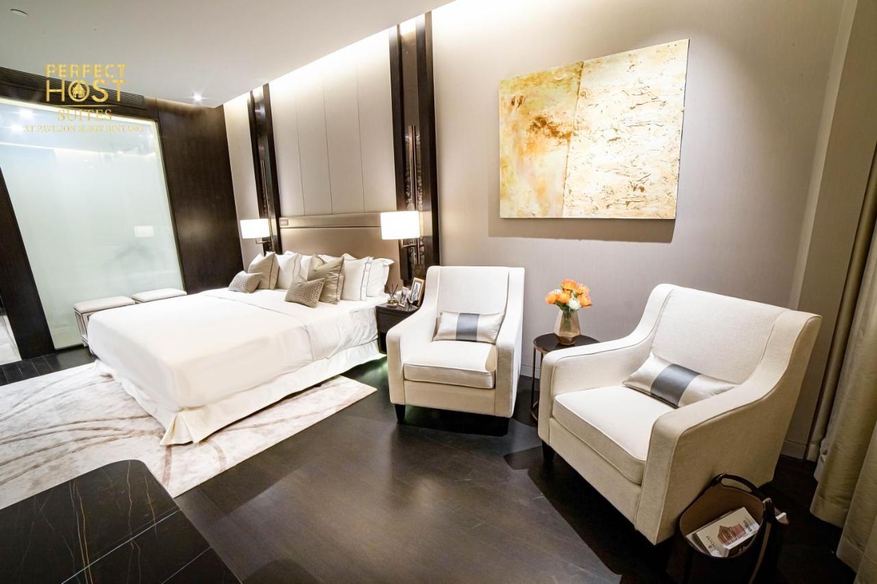 Ph Suites At Pavilion Bukit Bintang Kuala Lumpur Exterior foto A bedroom at the Mandarin Oriental, Washington DC